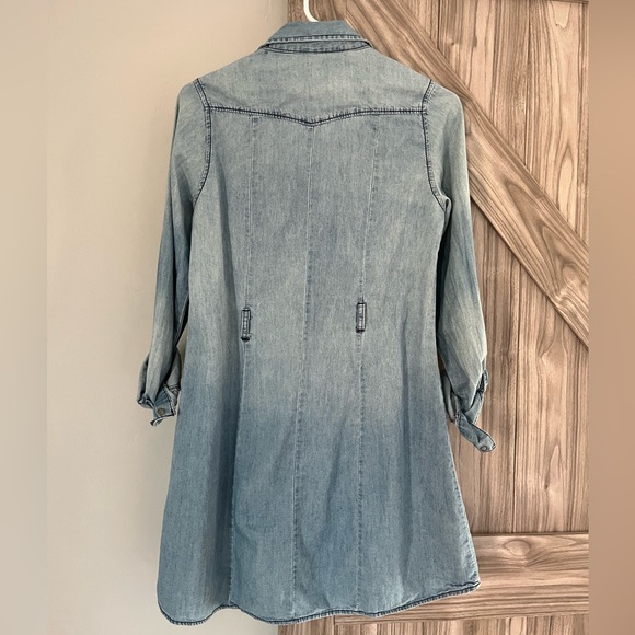 Pearl Snap chambray dress - Picture 4 of 7